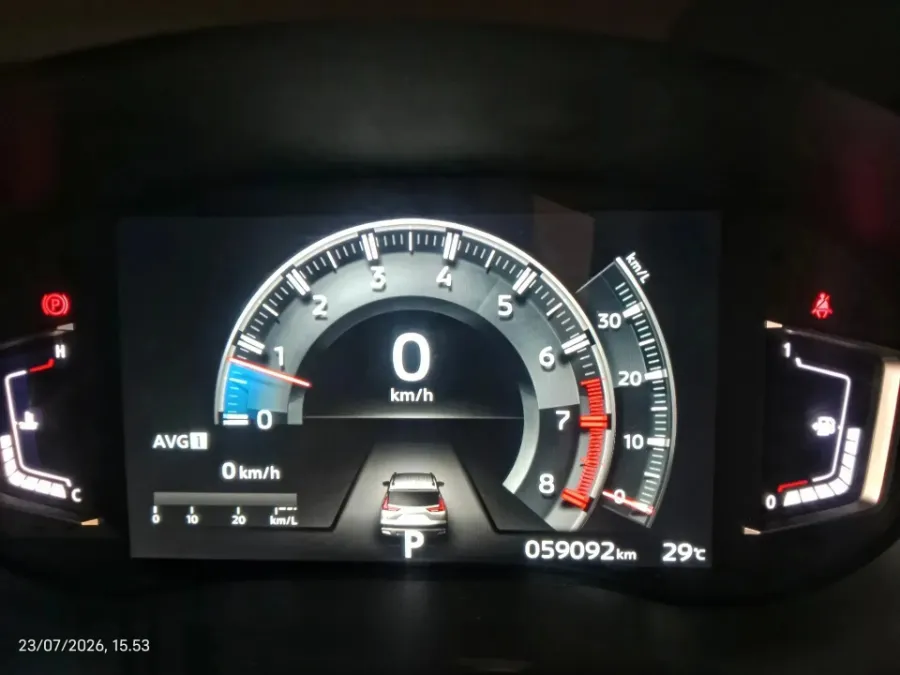 Foto Mobil Bekas Odometer Mitsubishi Xpander 1.5 Cross tahun 2022