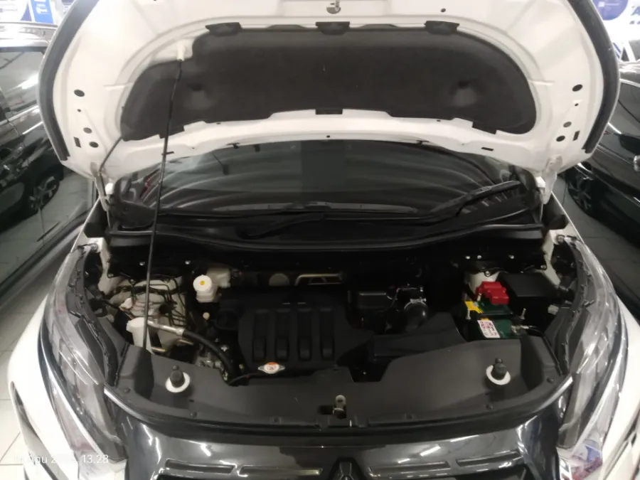 Foto Mobil Bekas Mesin Mitsubishi Xpander 1.5 Cross tahun 2023