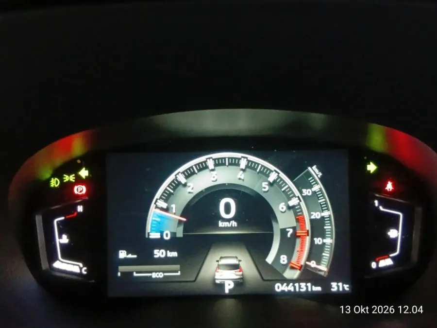 Foto Mobil Bekas Odometer Mitsubishi Xpander 1.5 Cross tahun 2023