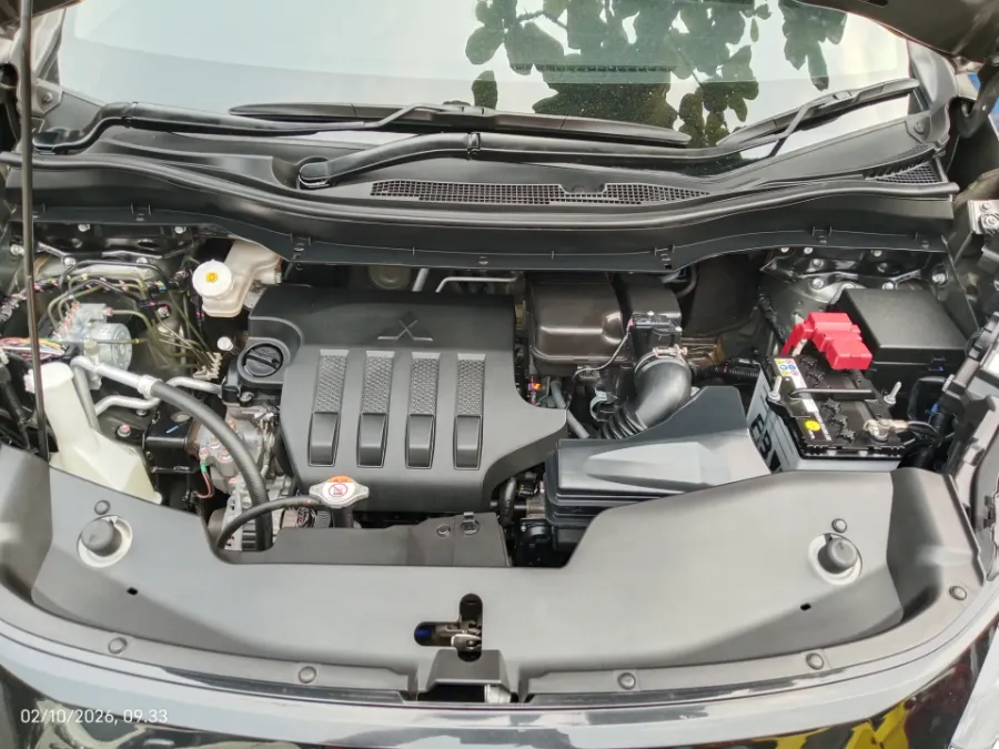 Foto Mobil Bekas Mesin Mitsubishi Xpander 1.5 Cross tahun 2024