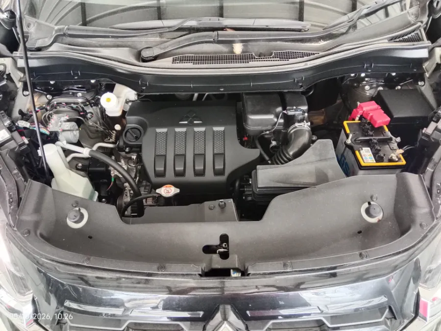 Foto Mobil Bekas Mesin Mitsubishi Xpander 1.5 Cross tahun 2024
