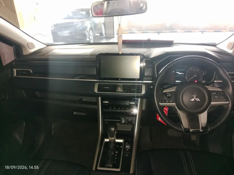 Foto Mobil Bekas Dashboard Mitsubishi Xpander 1.5 Cross Premium tahun 2021