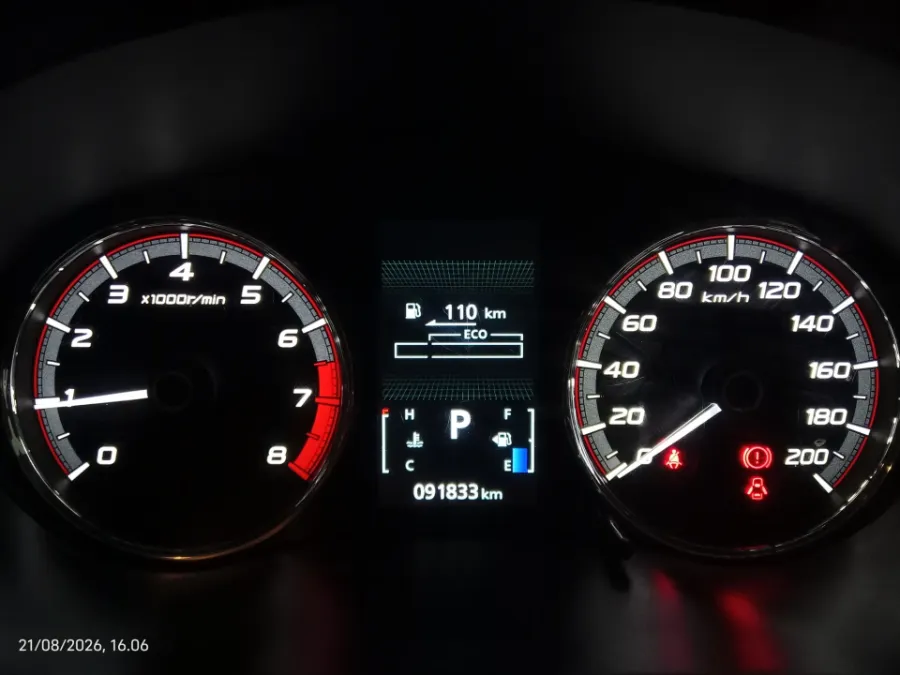 Foto Mobil Bekas Odometer Mitsubishi Xpander 1.5 Cross Premium tahun 2021