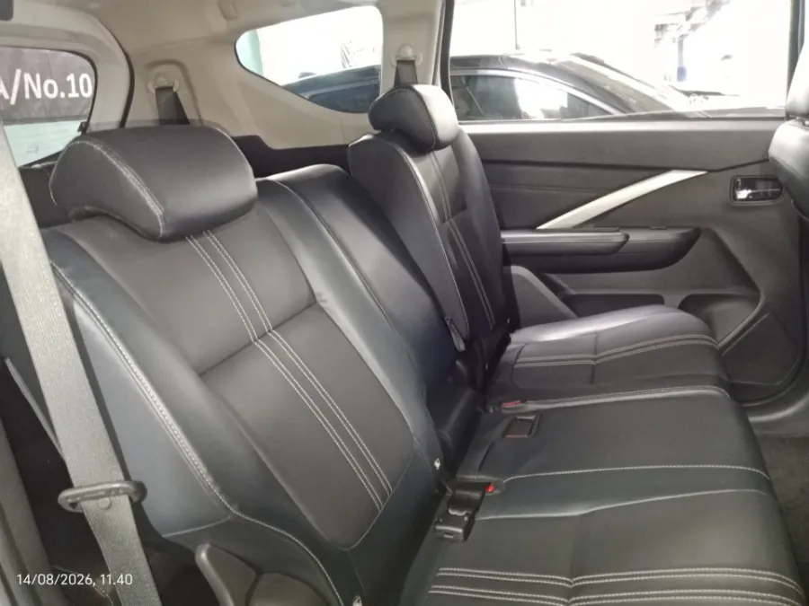 Foto Mobil Bekas Kabin Belakang Mitsubishi Xpander 1.5 Cross Premium tahun 2022