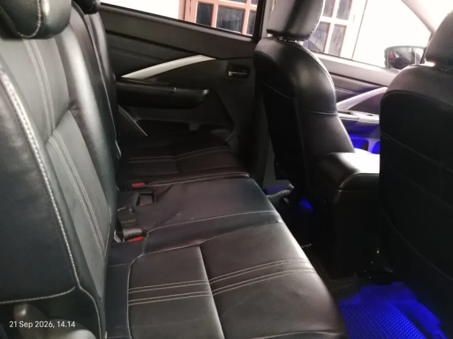 Foto Mobil Bekas Kabin Belakang Mitsubishi Xpander 1.5 Cross Premium tahun 2022