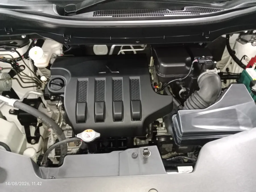 Foto Mobil Bekas Mesin Mitsubishi Xpander 1.5 Cross Premium tahun 2022