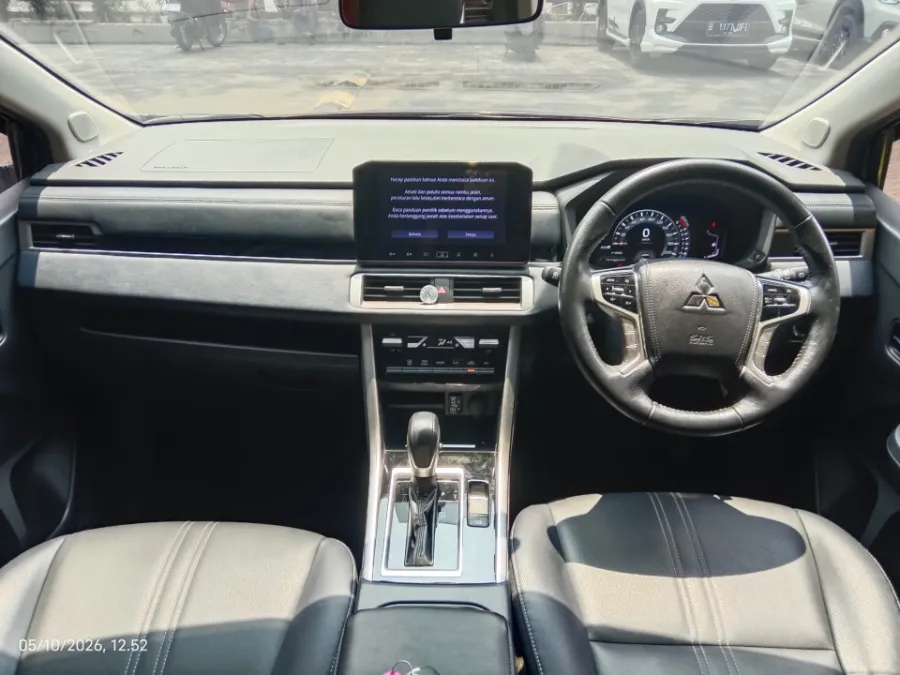 Foto Mobil Bekas Dashboard Mitsubishi Xpander 1.5 Cross Premium tahun 2023