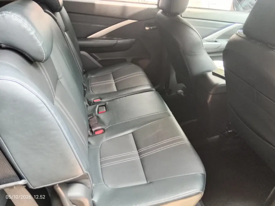 Foto Mobil Bekas Kabin Belakang Mitsubishi Xpander 1.5 Cross Premium tahun 2023