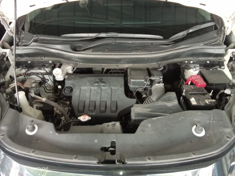 Foto Mobil Bekas Mesin Mitsubishi Xpander 1.5 Cross Premium tahun 2023