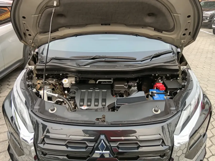 Foto Mobil Bekas Mesin Mitsubishi Xpander 1.5 Cross Premium tahun 2023
