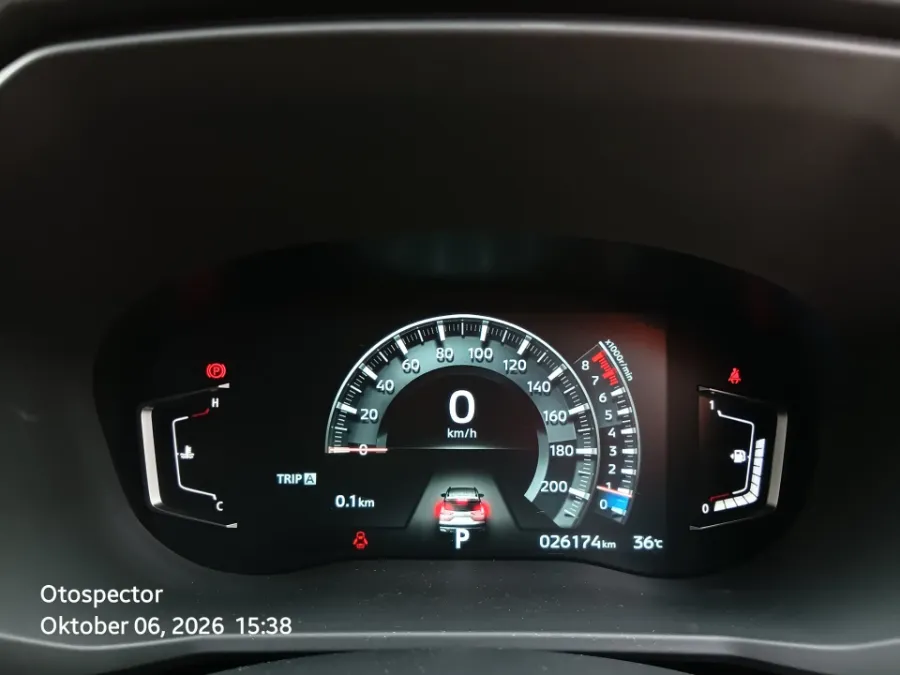 Foto Mobil Bekas Odometer Mitsubishi Xpander 1.5 Cross Premium tahun 2023