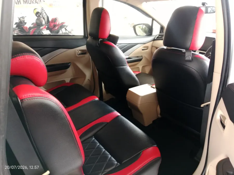 Foto Mobil Bekas Kabin Belakang Mitsubishi Xpander 1.5 Exceed tahun 2018
