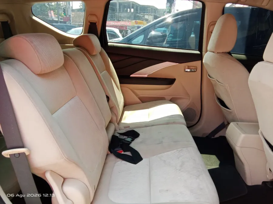 Foto Mobil Bekas Kabin Belakang Mitsubishi Xpander 1.5 Exceed tahun 2018