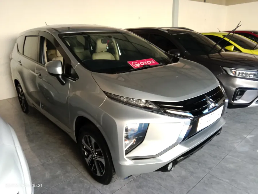 Foto Mobil Bekas Kanan Depan Mitsubishi Xpander 1.5 Exceed tahun 2018