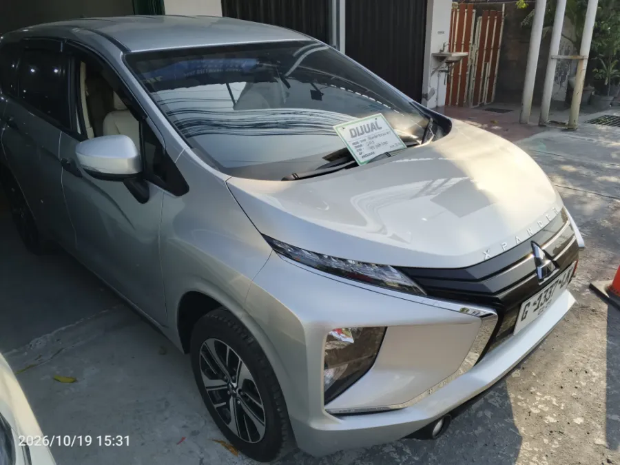 Foto Mobil Bekas Kanan Depan Mitsubishi Xpander 1.5 Exceed tahun 2018