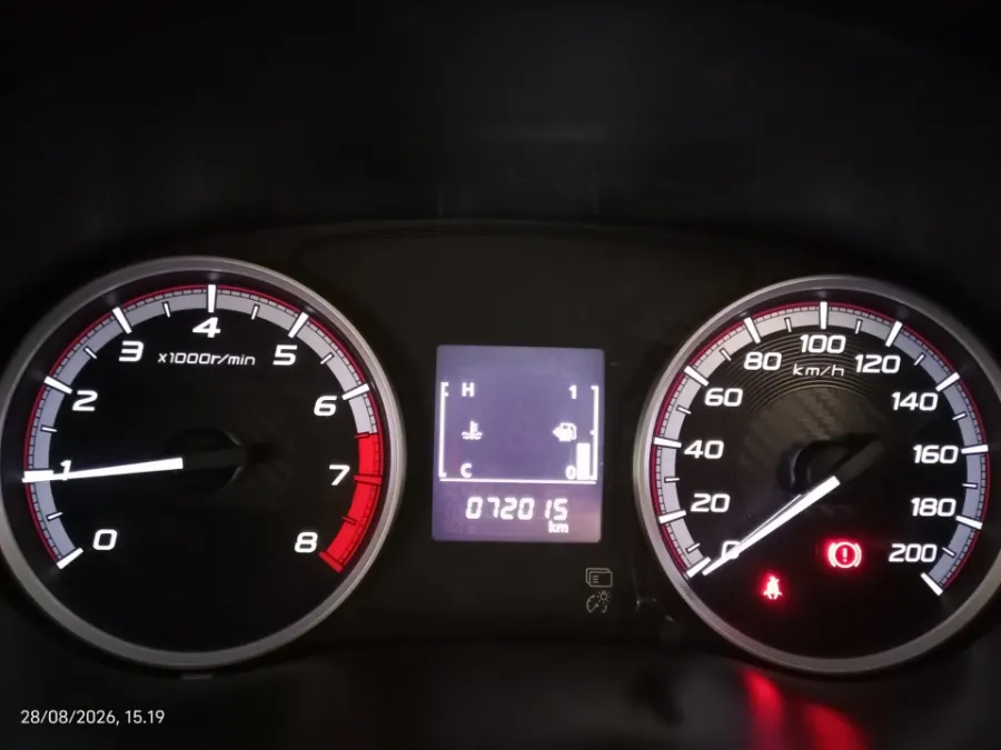 Foto Mobil Bekas Odometer Mitsubishi Xpander 1.5 Exceed tahun 2018