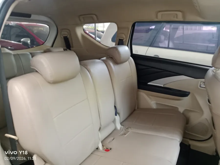 Foto Mobil Bekas Kabin Belakang Mitsubishi Xpander 1.5 Exceed tahun 2019