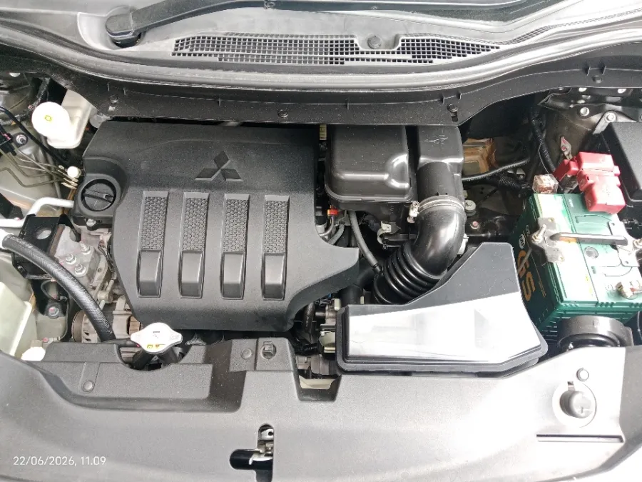 Foto Mobil Bekas Mesin Mitsubishi Xpander 1.5 Exceed tahun 2019