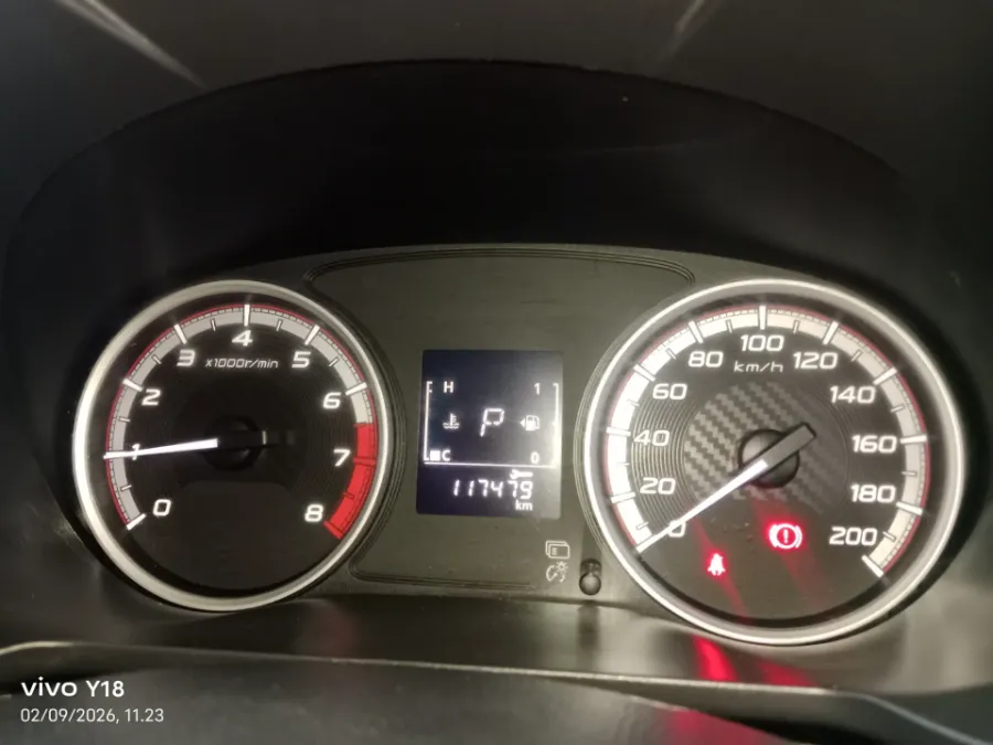 Foto Mobil Bekas Odometer Mitsubishi Xpander 1.5 Exceed tahun 2019