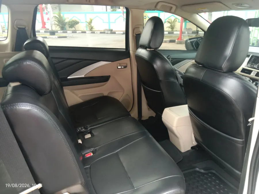Foto Mobil Bekas Kabin Belakang Mitsubishi Xpander 1.5 Exceed tahun 2020