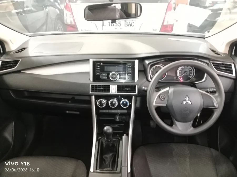 Foto Mobil Bekas Dashboard Mitsubishi Xpander 1.5 Exceed tahun 2021