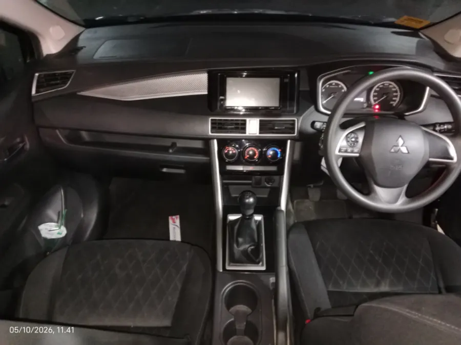 Foto Mobil Bekas Dashboard Mitsubishi Xpander 1.5 Exceed tahun 2021