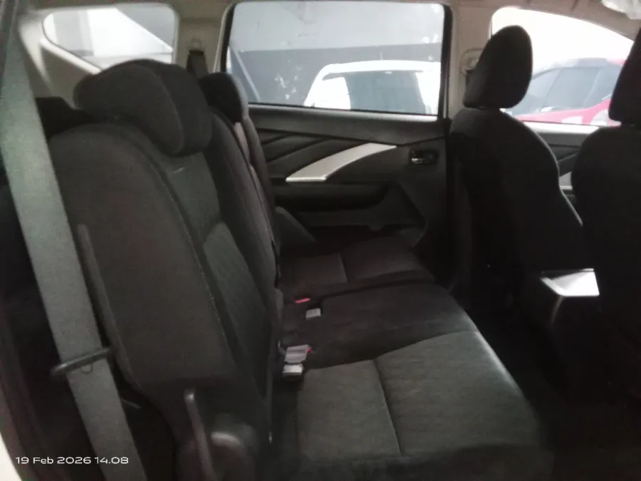 Foto Mobil Bekas Kabin Belakang Mitsubishi Xpander 1.5 Exceed tahun 2022