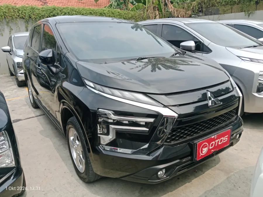 Foto Mobil Bekas Kanan Depan Mitsubishi Xpander 1.5 Exceed tahun 2022