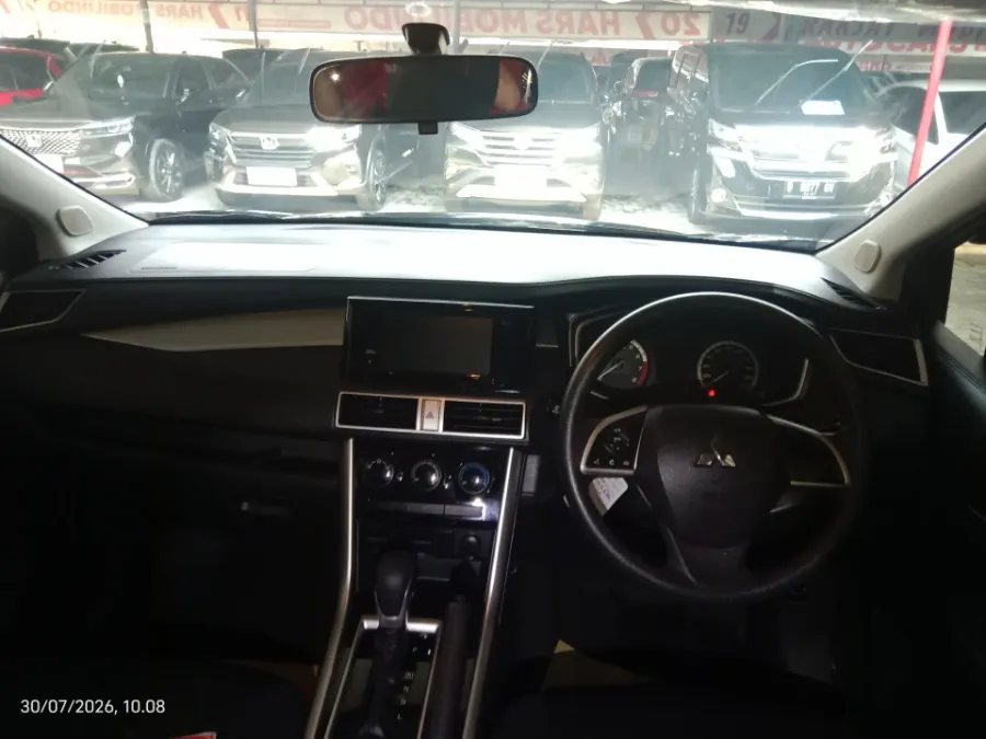 Foto Mobil Bekas Dashboard Mitsubishi Xpander 1.5 Exceed tahun 2023