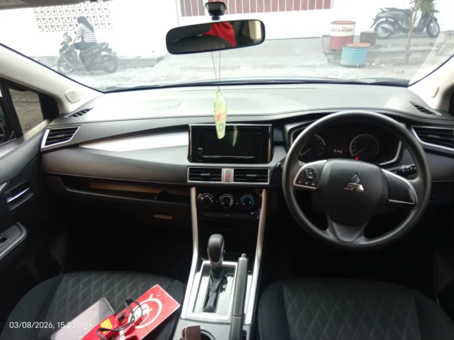 Foto Mobil Bekas Dashboard Mitsubishi Xpander 1.5 Exceed tahun 2023