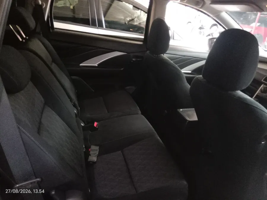Foto Mobil Bekas Kabin Belakang Mitsubishi Xpander 1.5 Exceed tahun 2023