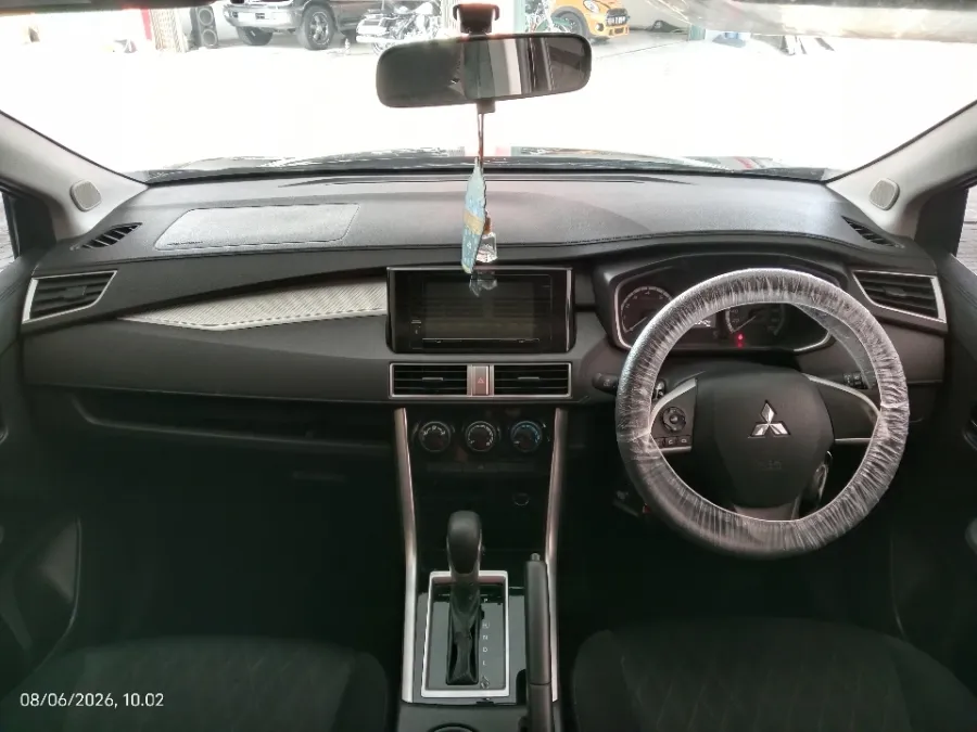 Foto Mobil Bekas Dashboard Mitsubishi Xpander 1.5 Exceed tahun 2024