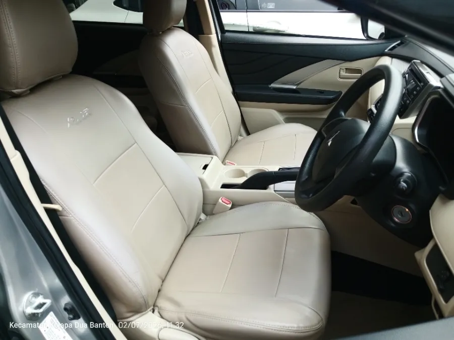 Foto Mobil Bekas Kabin Depan Mitsubishi Xpander 1.5 GLS tahun 2019