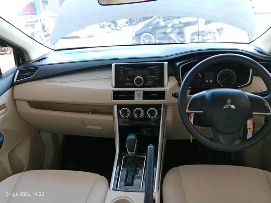 Foto Mobil Bekas Dashboard Mitsubishi Xpander 1.5 GLS tahun 2020
