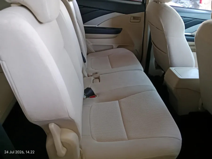 Foto Mobil Bekas Kabin Belakang Mitsubishi Xpander 1.5 GLS tahun 2020