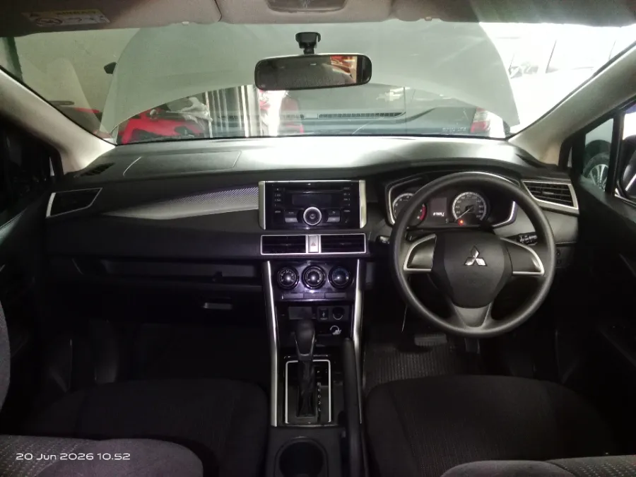 Foto Mobil Bekas Dashboard Mitsubishi Xpander 1.5 GLS tahun 2021