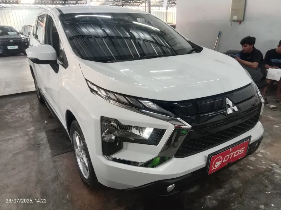 Foto Mobil Bekas Kanan Depan Mitsubishi Xpander 1.5 GLS tahun 2021
