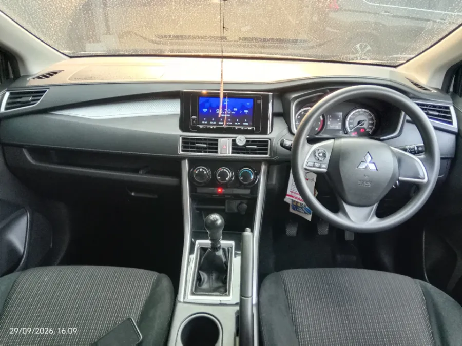 Foto Mobil Bekas Dashboard Mitsubishi Xpander 1.5 GLS tahun 2022