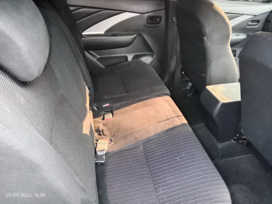 Foto Mobil Bekas Kabin Belakang Mitsubishi Xpander 1.5 GLS tahun 2022