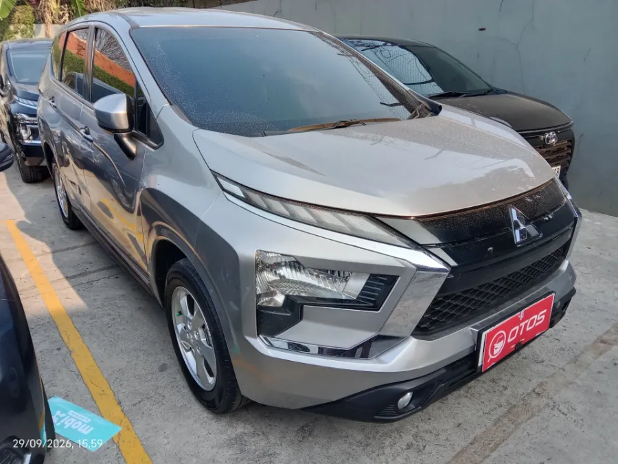 Foto Mobil Bekas Kanan Depan Mitsubishi Xpander 1.5 GLS tahun 2022