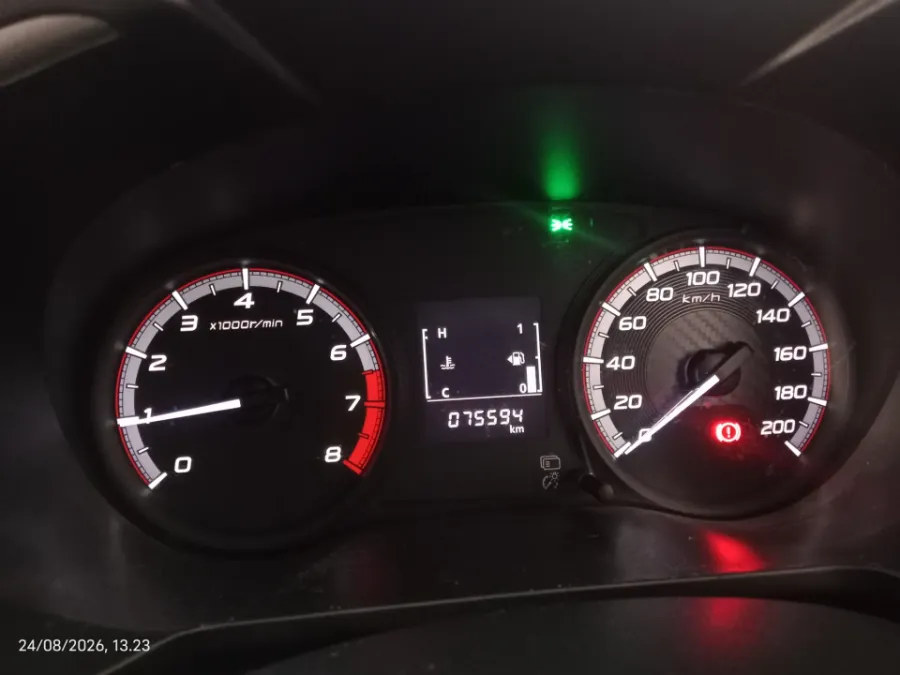 Foto Mobil Bekas Odometer Mitsubishi Xpander 1.5 GLS tahun 2022