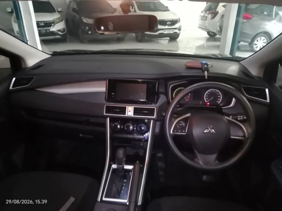 Foto Mobil Bekas Dashboard Mitsubishi Xpander 1.5 GLS tahun 2023