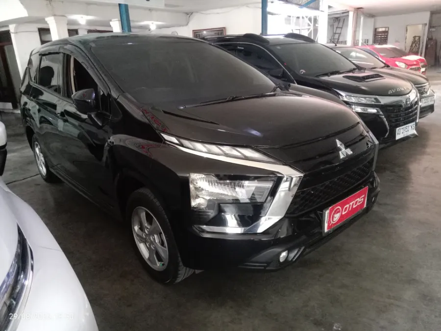 Foto Mobil Bekas Kanan Depan Mitsubishi Xpander 1.5 GLS tahun 2023