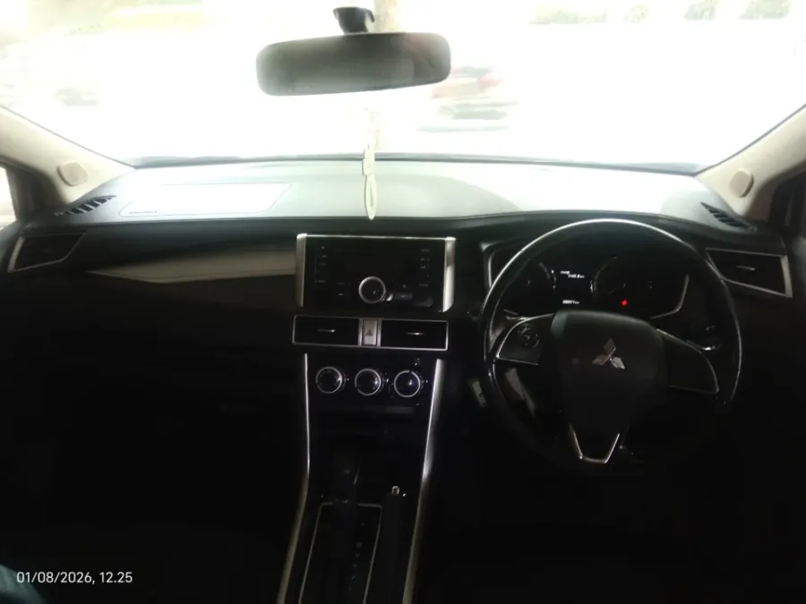 Foto Mobil Bekas Dashboard Mitsubishi Xpander 1.5 Sport tahun 2018