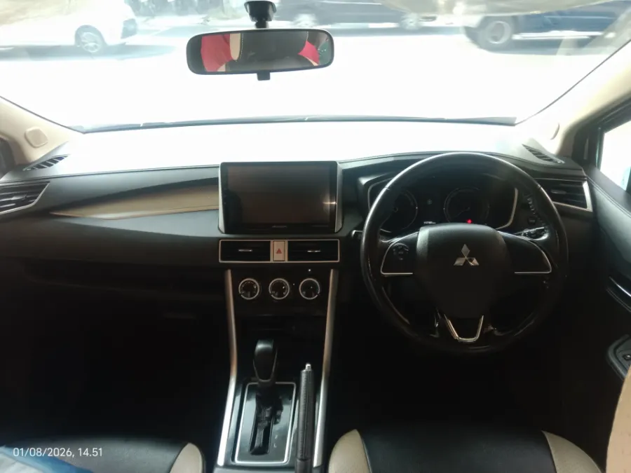 Foto Mobil Bekas Dashboard Mitsubishi Xpander 1.5 Sport tahun 2018