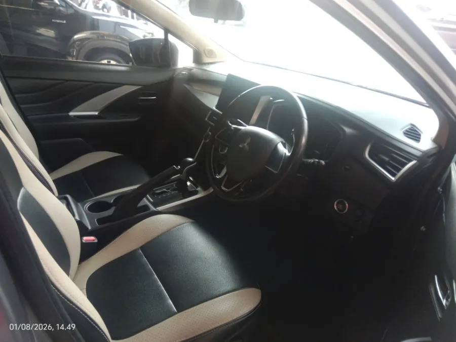 Foto Mobil Bekas Kabin Depan Mitsubishi Xpander 1.5 Sport tahun 2018