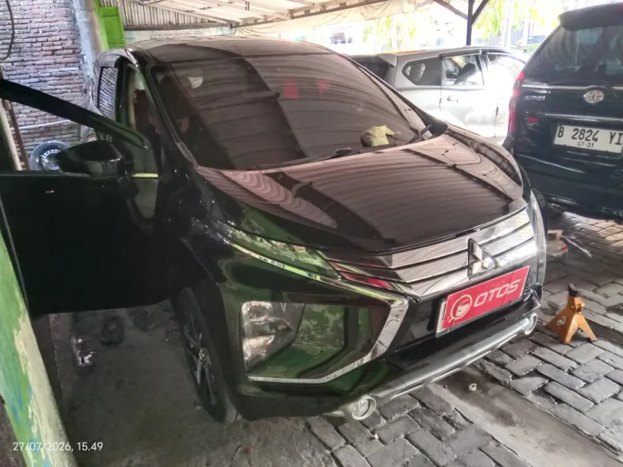 Foto Mobil Bekas Kanan Depan Mitsubishi Xpander 1.5 Sport tahun 2018