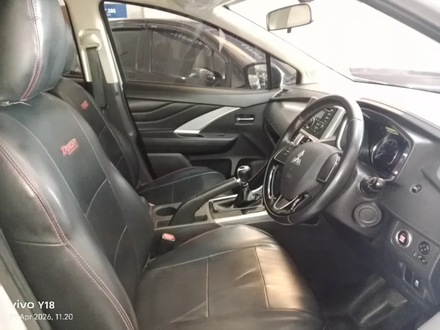 Foto Mobil Bekas Kabin Depan Mitsubishi Xpander 1.5 Sport tahun 2019