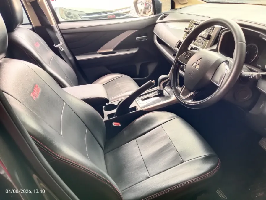 Foto Mobil Bekas Kabin Depan Mitsubishi Xpander 1.5 Sport tahun 2019