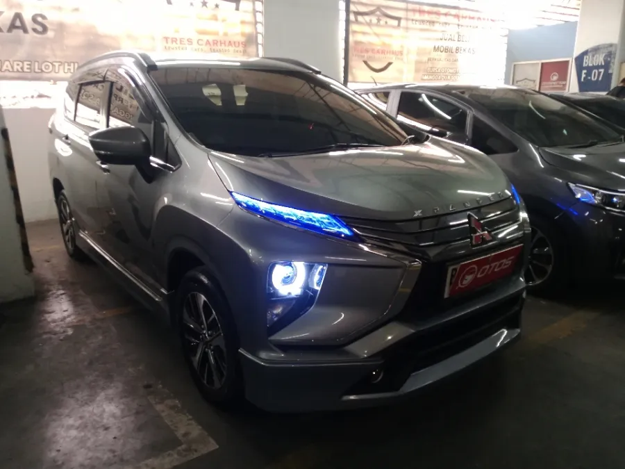 Foto Mobil Bekas Kanan Depan Mitsubishi Xpander 1.5 Sport tahun 2019